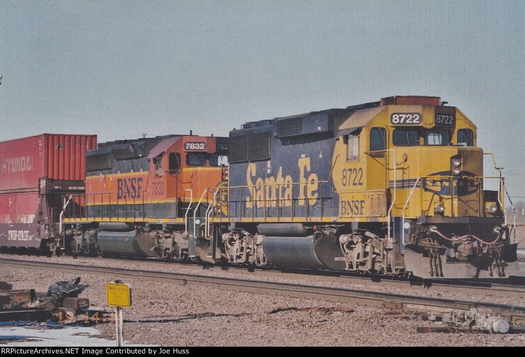 BNSF 8722 East